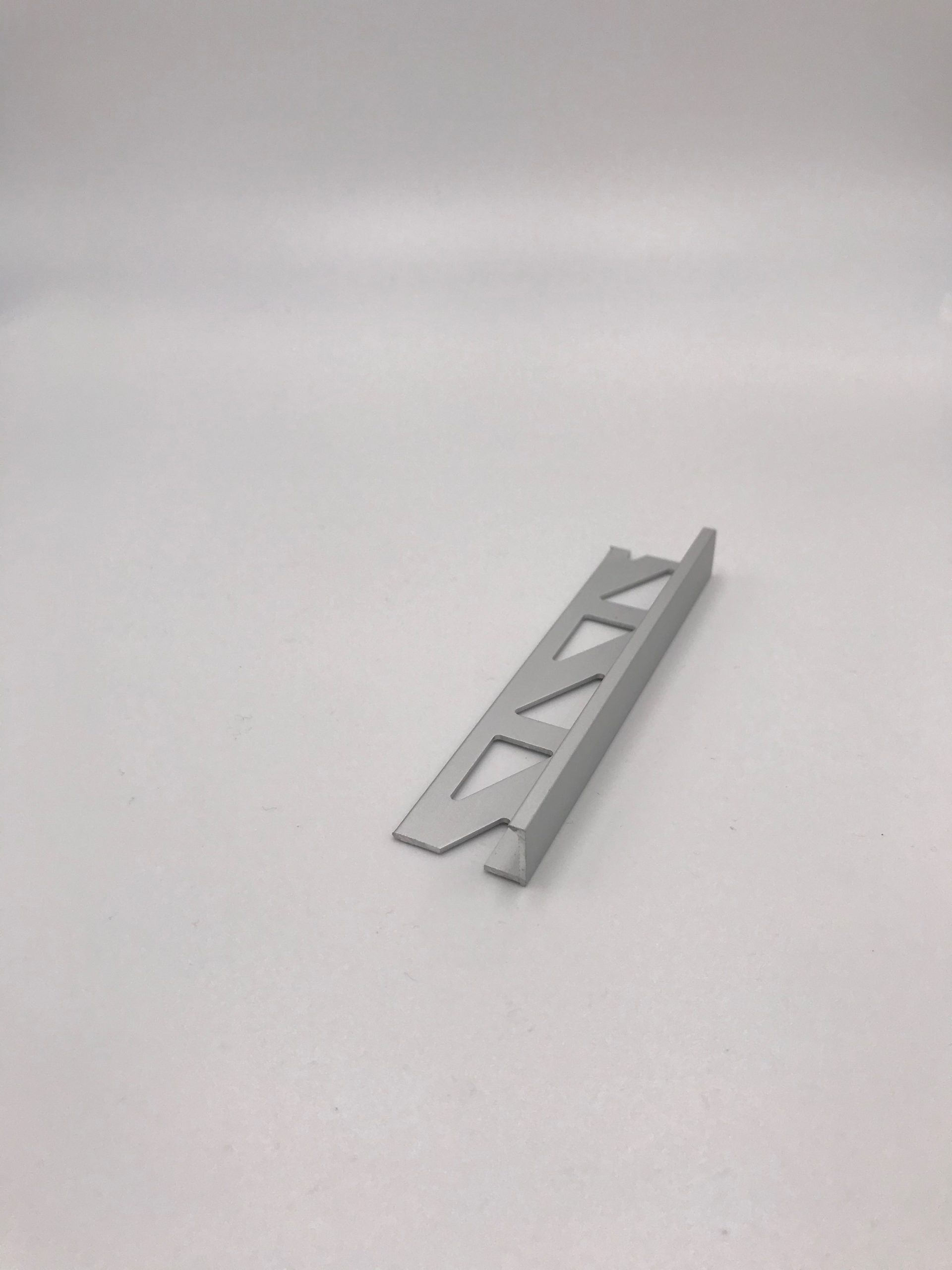 00984 - REMATE SEPARADOR ALUMINIO - PLATA MATE - 10 mm