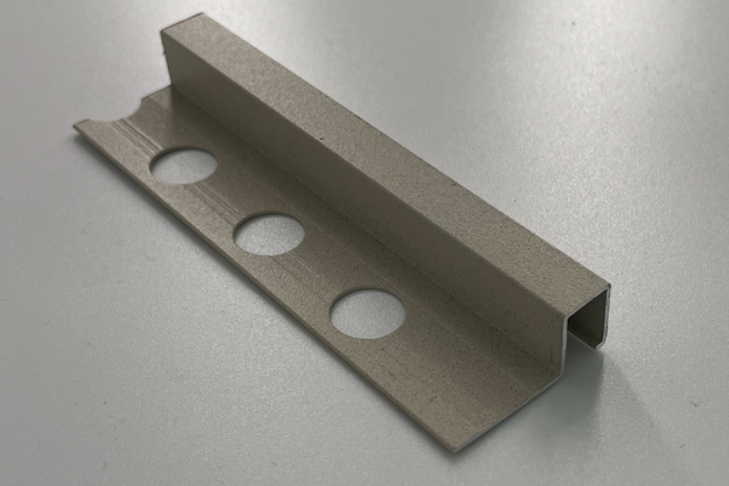 00501 - LISTELO ALUMINIO TEXTURIZADO - MARFIL - 10 x 12 mm