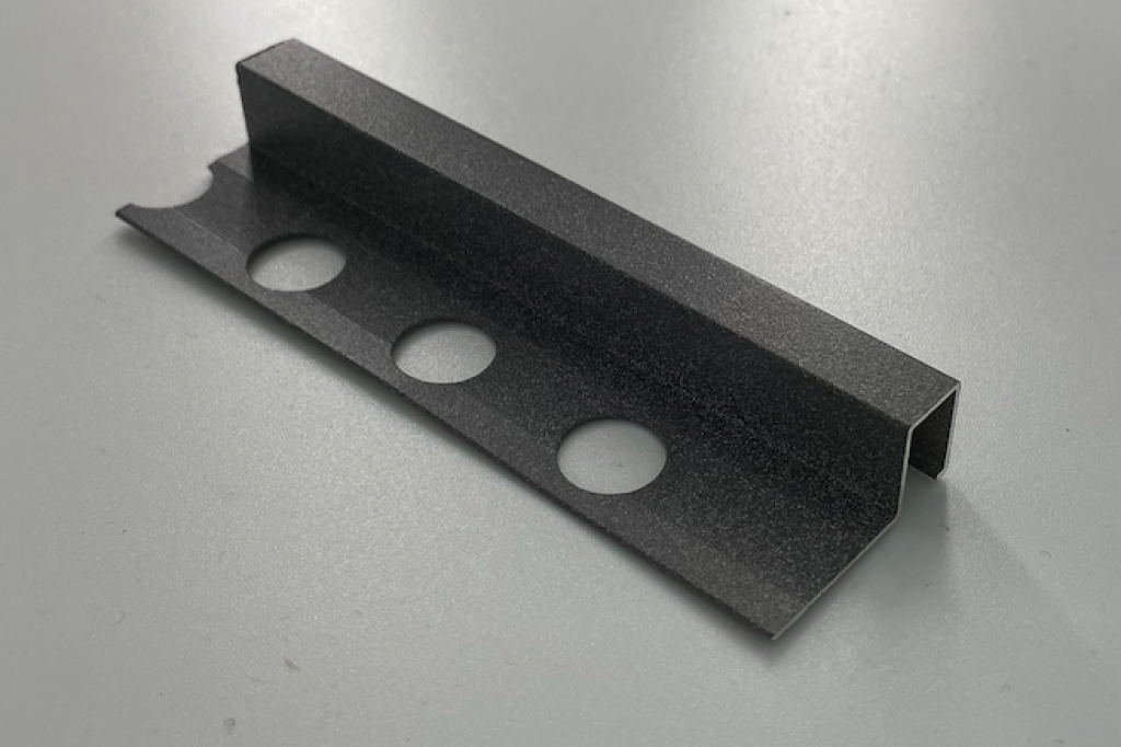 00504 LISTELO ALUMINIO TEXTURIZADO - GRIS PERLA - 10 x 12 mm