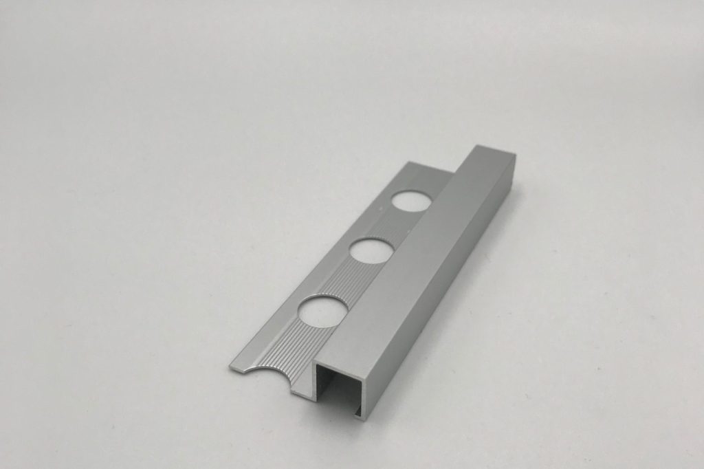 00701 LISTELO ALUMINIO - PLATA MATE - 12x12 mm