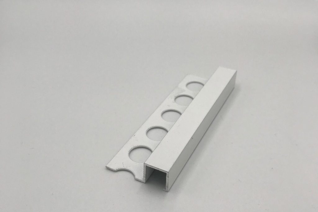 00702 LISTELO ALUMINIO - BLANCO BRILLO - 12x12 mm