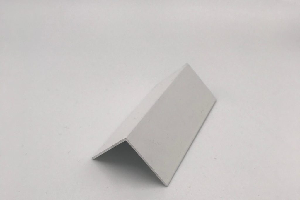 01425 - ÁNGULO ALUMINIO - BLANCO - 30 x 30 mm